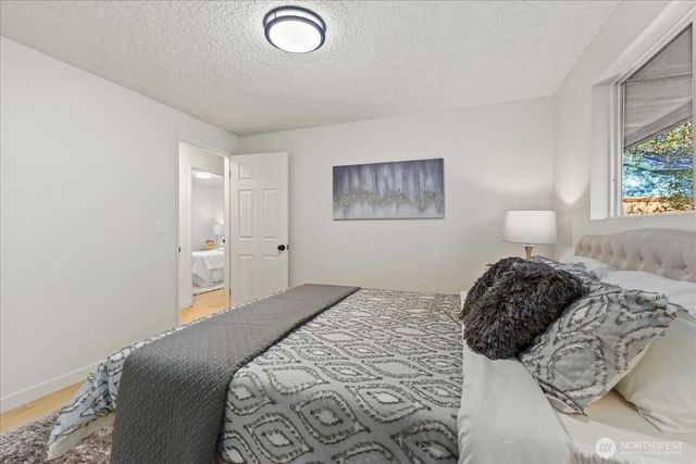 10629 26th Drive SE, Everett, WA 98208