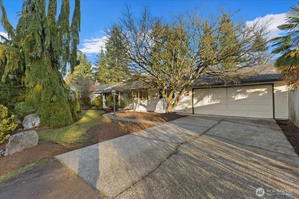 10629 26th Drive SE, Everett, WA 98208