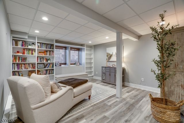 5 E Hartwick Dr, Montgomery Twp., NJ 08558