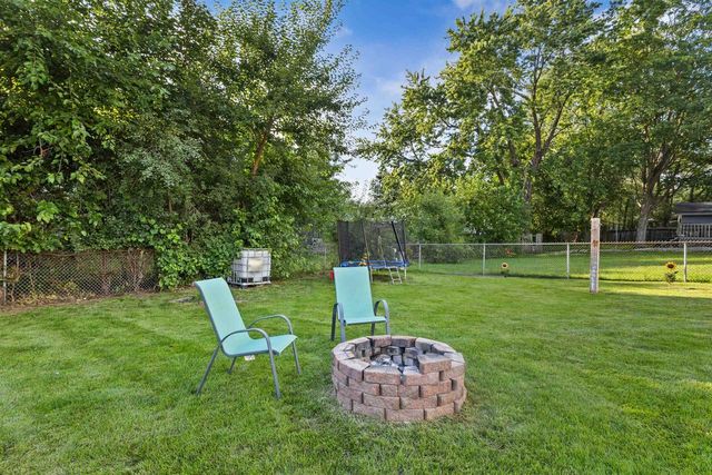 2014 Prairie Road, Madison, WI 53711