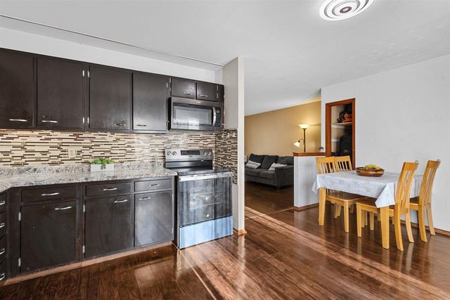 2014 Prairie Road, Madison, WI 53711