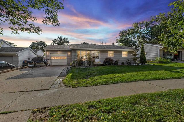 2014 Prairie Road, Madison, WI 53711
