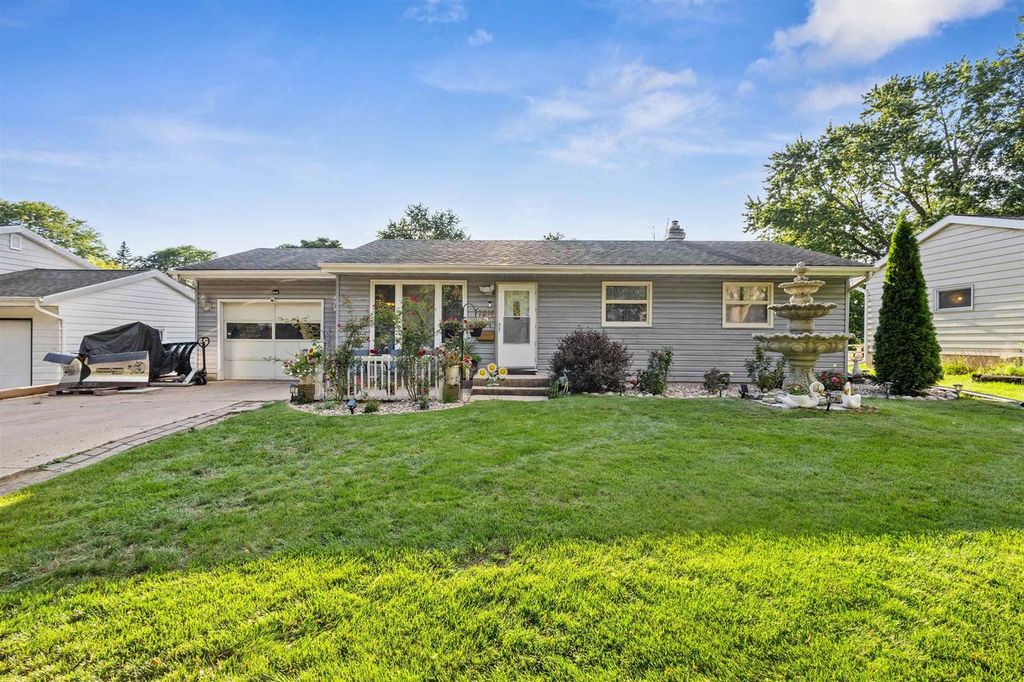 2014 Prairie Road, Madison, WI 53711