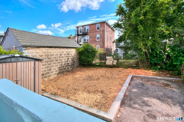 41-43-45 Taft Avenue, Bridgeport, CT 06606