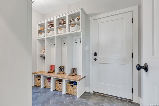 1026 timbercrest, Pleasanton, TX 78064