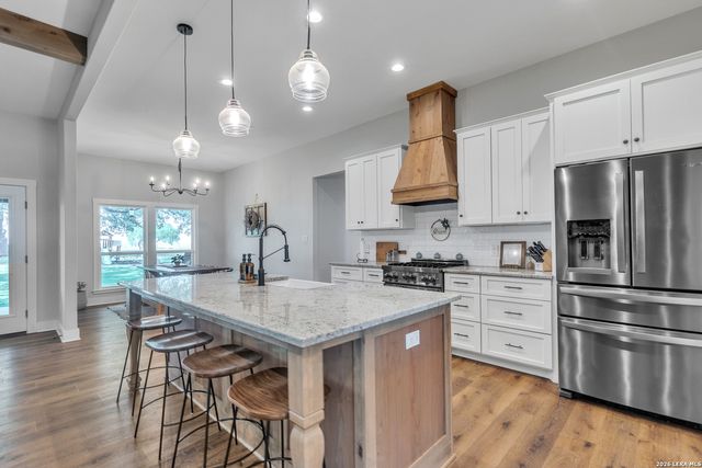 1026 timbercrest, Pleasanton, TX 78064