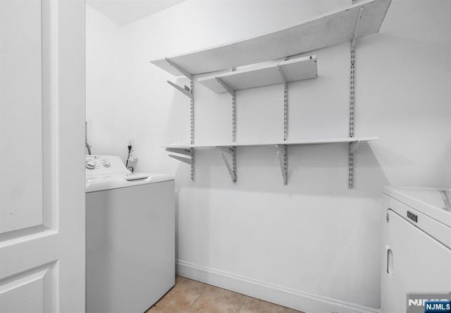 36 W Central Boulevard A, Palisades Park, NJ 07650