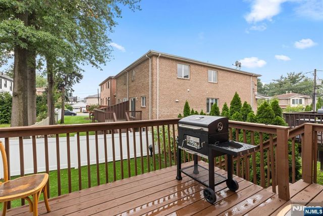 36 W Central Boulevard A, Palisades Park, NJ 07650