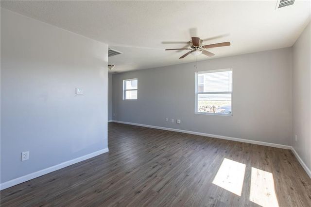 4714 Shawnee Drive, Kansas City, KS 66106