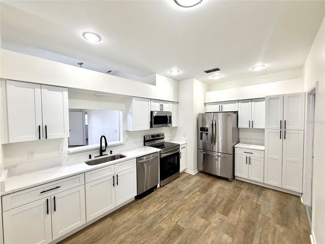 4351 SANDHURST DRIVE, Orlando, FL 32817