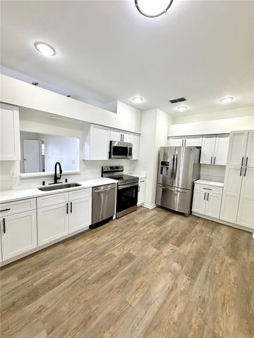 4351 SANDHURST DRIVE, Orlando, FL 32817
