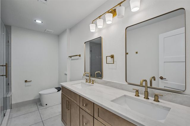 2807 Shadowdale Drive, Houston, TX 77043