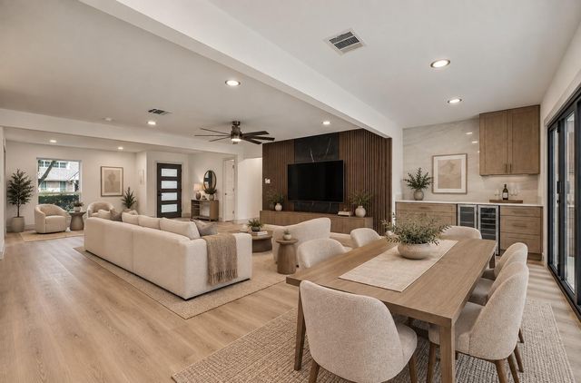 2807 Shadowdale Drive, Houston, TX 77043