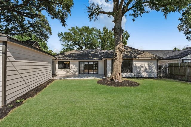 2807 Shadowdale Drive, Houston, TX 77043