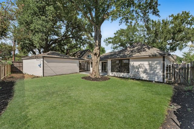 2807 Shadowdale Drive, Houston, TX 77043