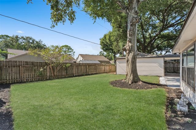2807 Shadowdale Drive, Houston, TX 77043