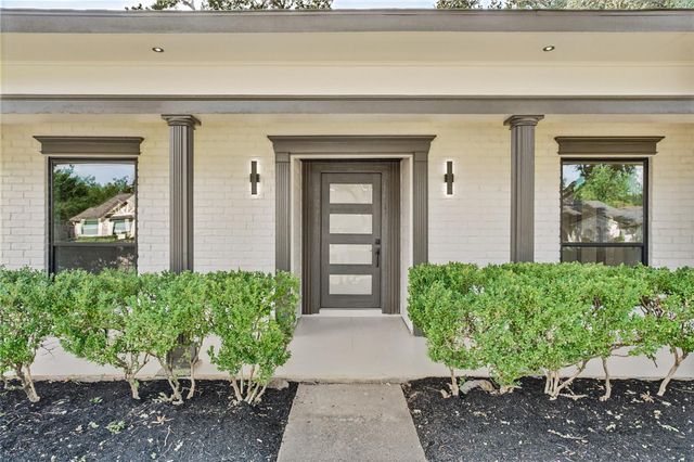 2807 Shadowdale Drive, Houston, TX 77043