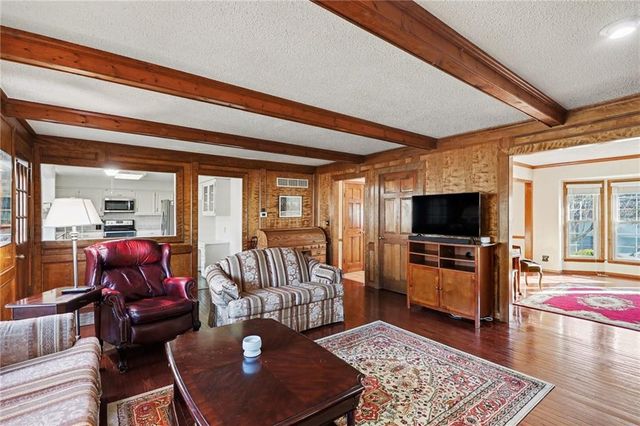 11712 Hardy Street, Overland Park, KS 66210