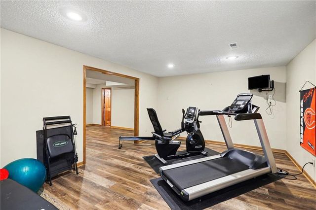 11712 Hardy Street, Overland Park, KS 66210