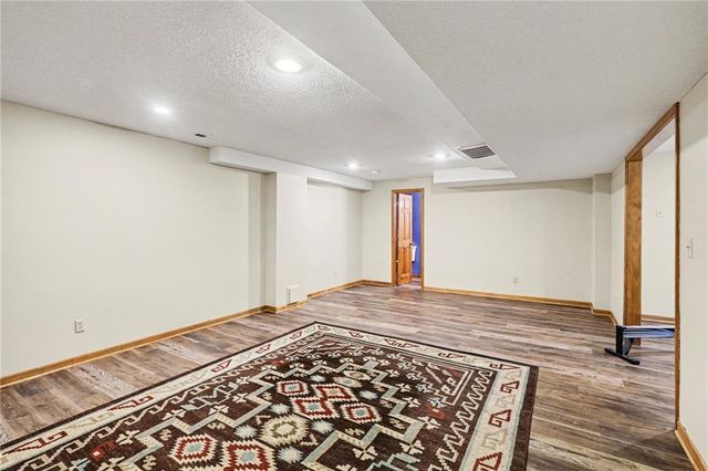 11712 Hardy Street, Overland Park, KS 66210