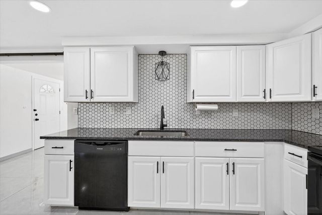 7814 BIRCHWOOD DRIVE, Port Richey, FL 34668