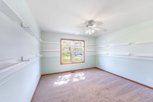 1621 Ash Avenue, Woodstock, IL 60098