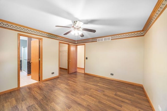 1621 Ash Avenue, Woodstock, IL 60098
