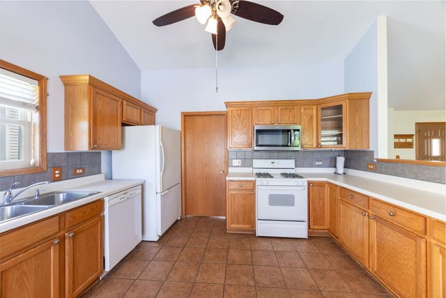 1621 Ash Avenue, Woodstock, IL 60098