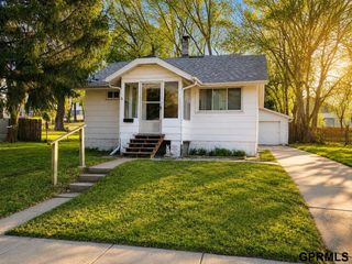 3920 N 70 Circle, Omaha, NE 68104