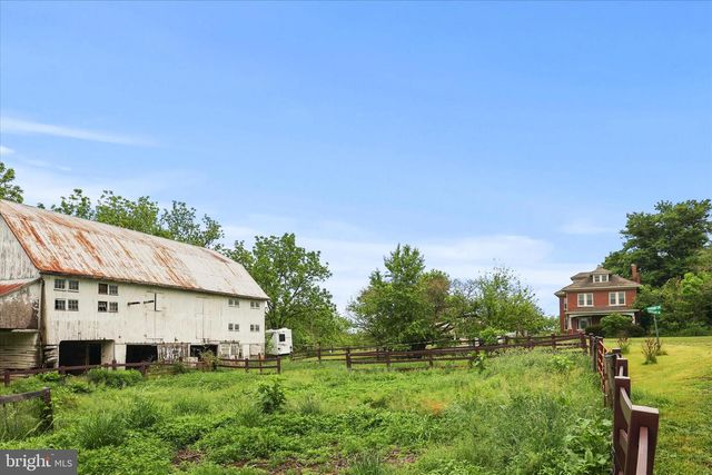 355 WINDING LN, East Berlin, PA 17316