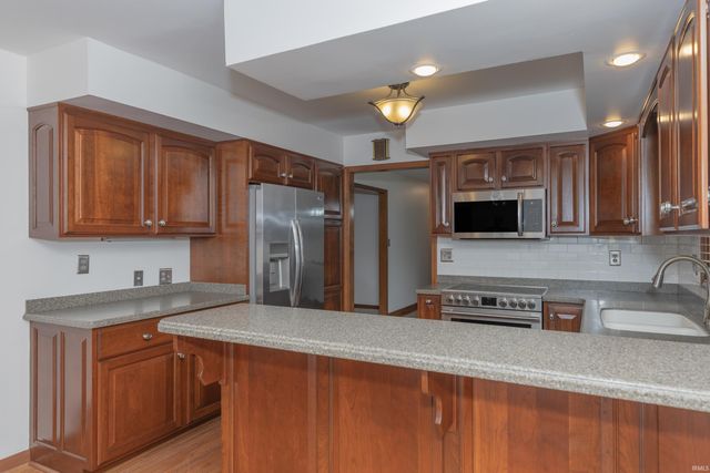 4339 N Iroquois Drive, Evansville, IN 47711