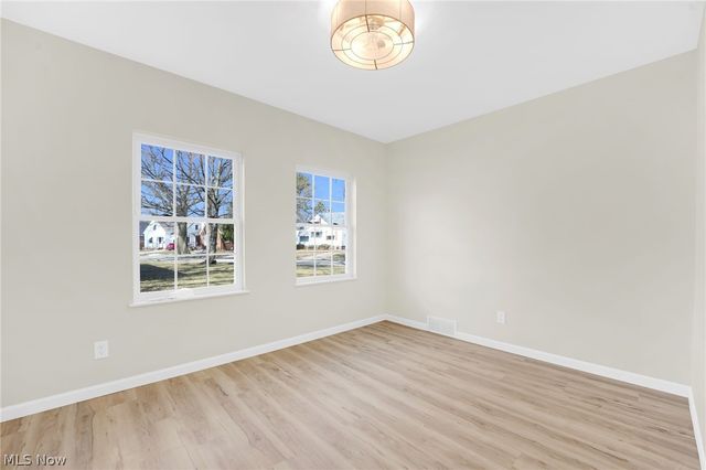 8612 W Moreland Road, Parma, OH 44129