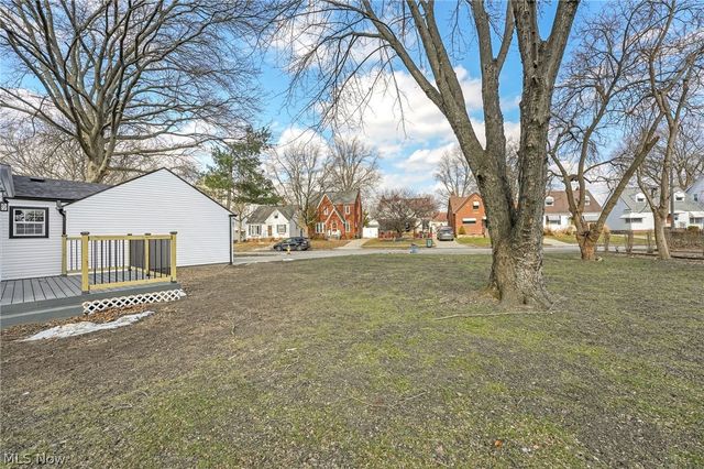 8612 W Moreland Road, Parma, OH 44129