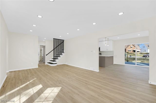 8612 W Moreland Road, Parma, OH 44129