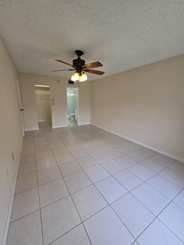 8321 SANDS POINT Boulevard D306, Tamarac, FL 33321