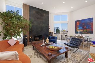 1240 S Corning Street 303, Los Angeles, CA 90035