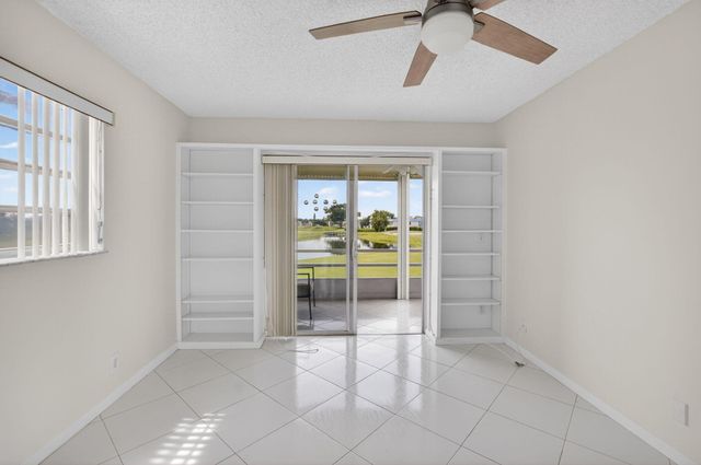 955 Normandy Trail, Delray Beach, FL 33484