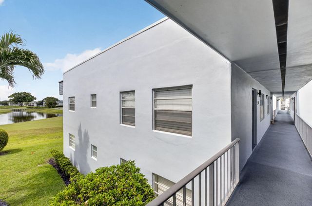 955 Normandy Trail, Delray Beach, FL 33484