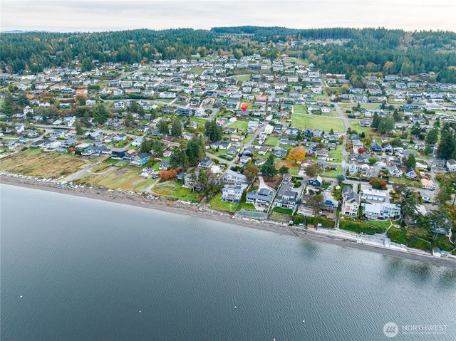 243 Henning Drive, Camano Island, WA 98282