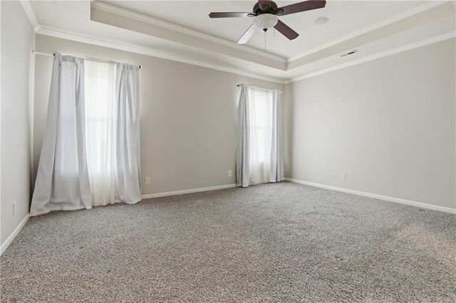 11104 Augusta Drive, Kansas City, KS 66109