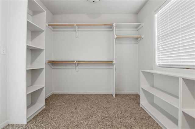 11104 Augusta Drive, Kansas City, KS 66109