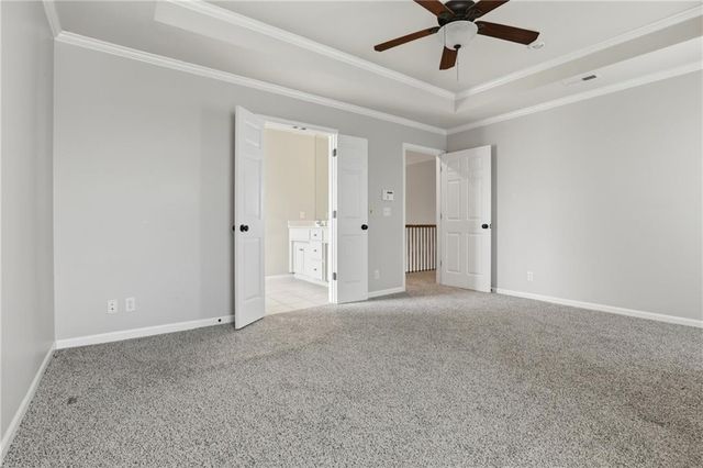 11104 Augusta Drive, Kansas City, KS 66109