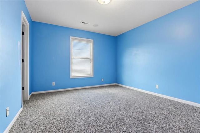 11104 Augusta Drive, Kansas City, KS 66109