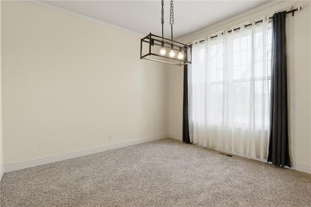 11104 Augusta Drive, Kansas City, KS 66109