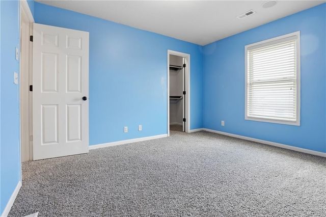 11104 Augusta Drive, Kansas City, KS 66109