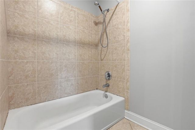 11104 Augusta Drive, Kansas City, KS 66109