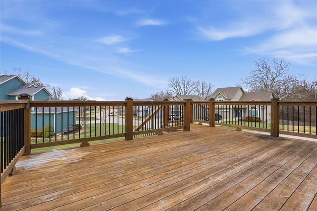 11104 Augusta Drive, Kansas City, KS 66109