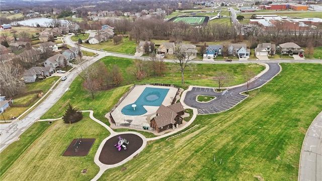 11104 Augusta Drive, Kansas City, KS 66109