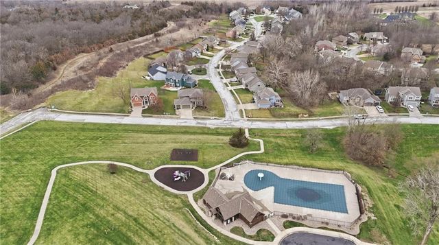 11104 Augusta Drive, Kansas City, KS 66109