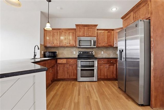 11104 Augusta Drive, Kansas City, KS 66109